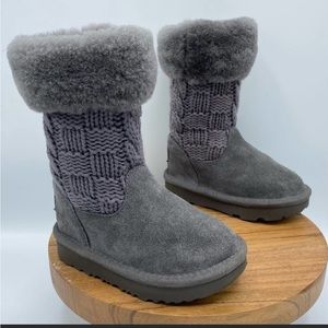 UGG Juniper II Gray toddler boots
